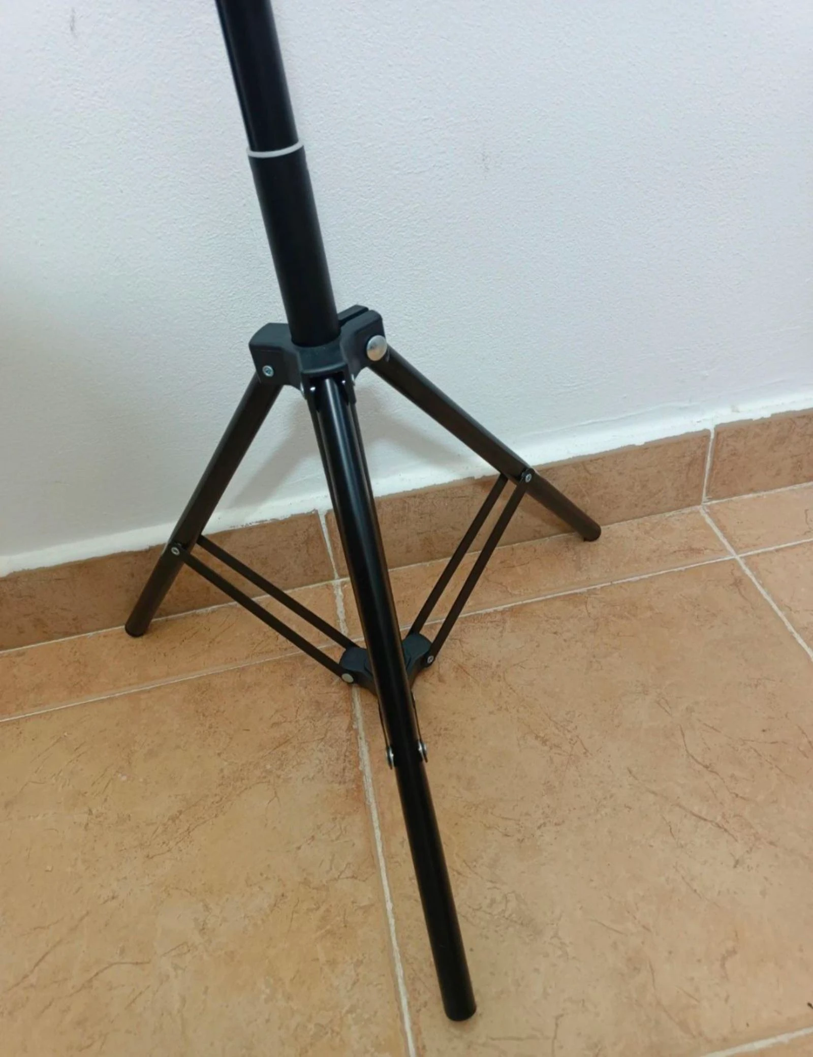 Aro de luz con trípode  – photo 5